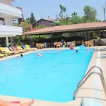Otel Beyaz Saray