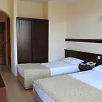 Beyaz Saray Otel