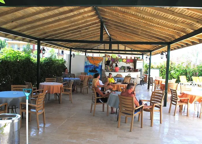 Beyaz Saray Hotell 2*