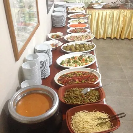 Beyaz Saray Hotel 2*